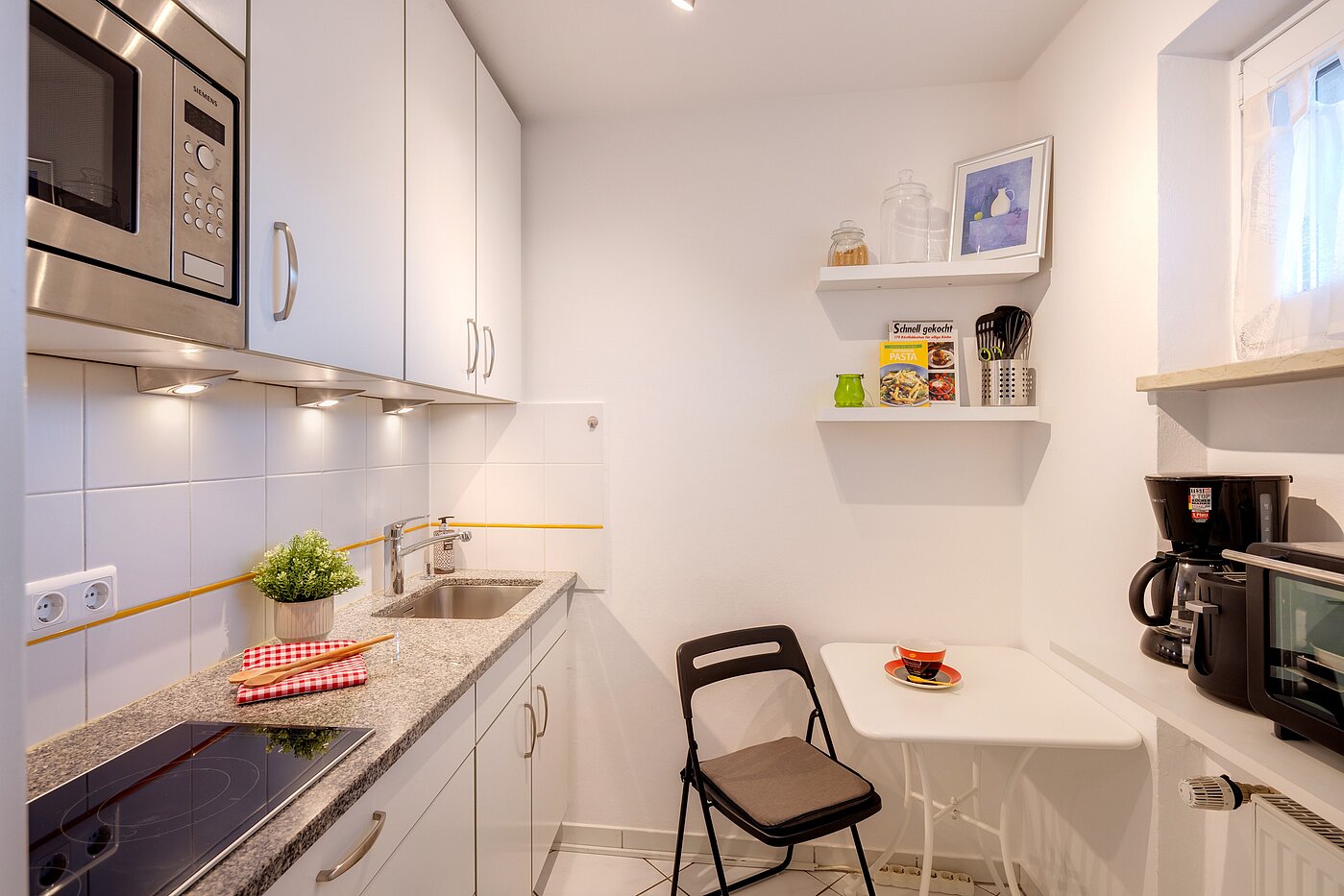 Apartment avec 1 pièce | München-Sendling-Westpark | 70395 | Küche mit...