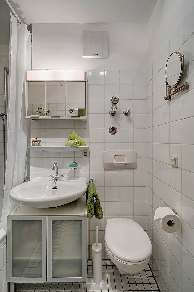 Appartement avec 1.5 pièces | München-Lehel | 2107ML9 | Weiß gefliestes Bad...