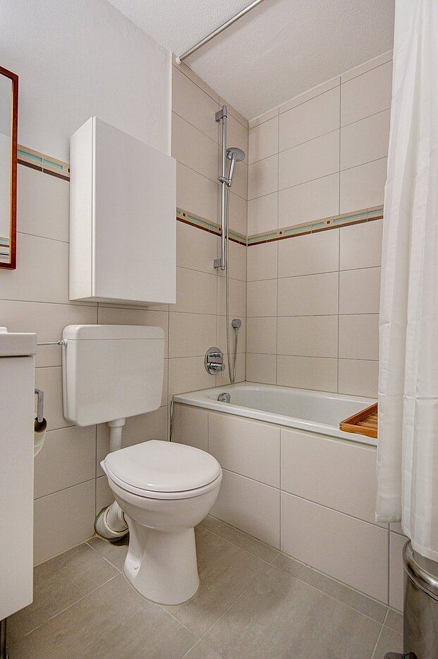 Appartement avec 1 pièce | München-Neuhausen | 1911ML8 | Ansprechendes Bad