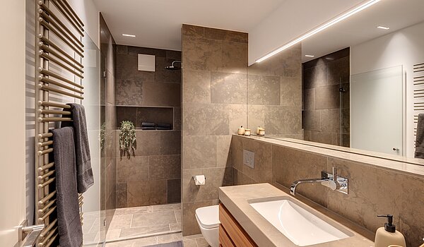 Appartement avec 3 pièces | 70046 | Luxuriöses Gäste-Bad...