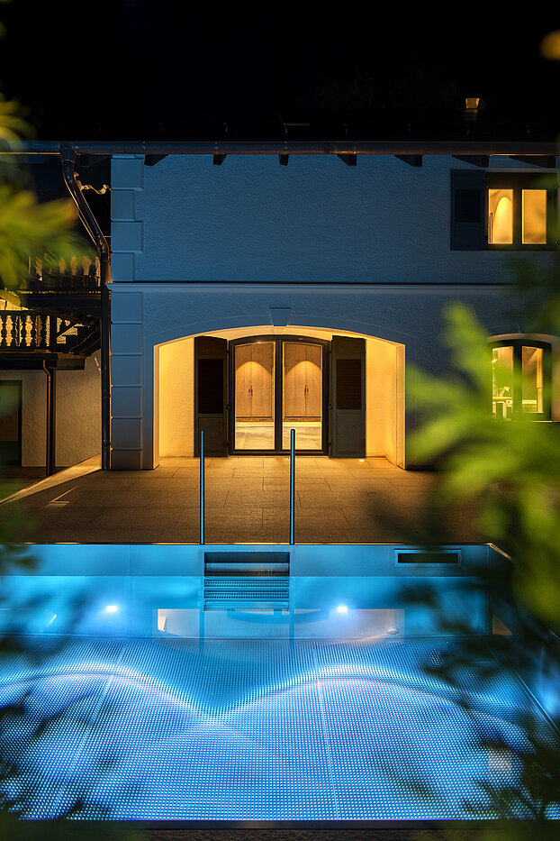 Propriété particulière avec 15 pièces | Bad Wiessee | 701592 | Beleuchteter Außenpool