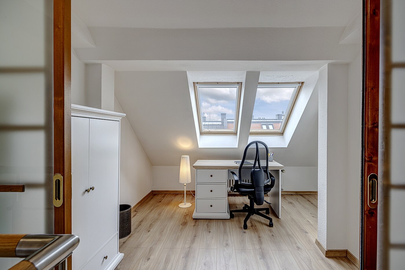 Appartement au dernier étage avec 4.5 pièces | München-Ludwigsvorstadt | 70461 | Wohnen / Essen