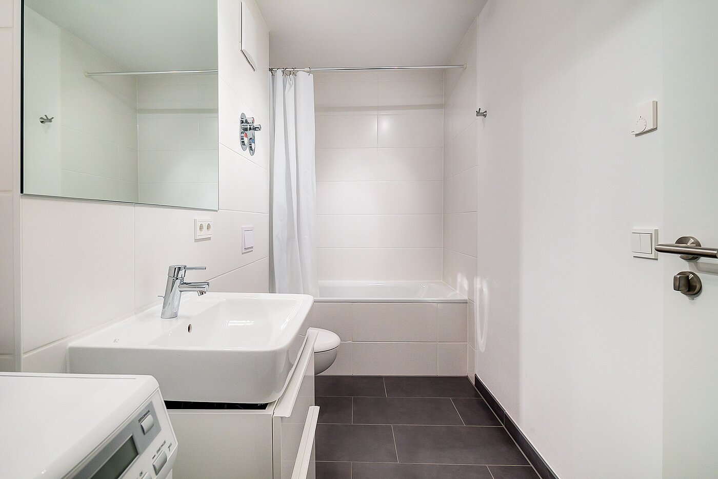 Appartement avec 3 pièces | München-Moosach | 70164 | ...und Badewanne