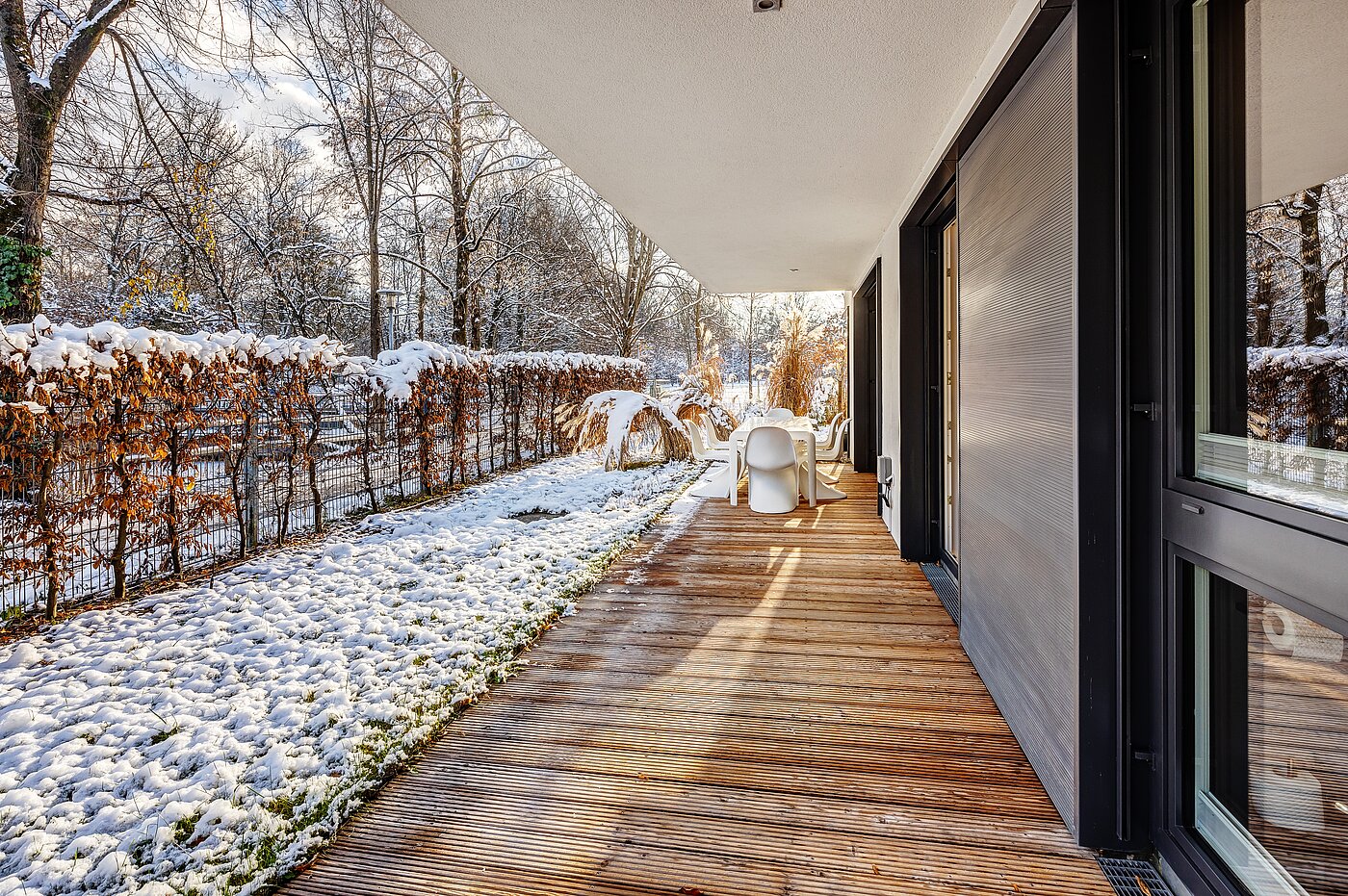 Appartement au rez-de-chaussée avec 3 pièces | 70309 | Umlaufende Terrasse im Winter...