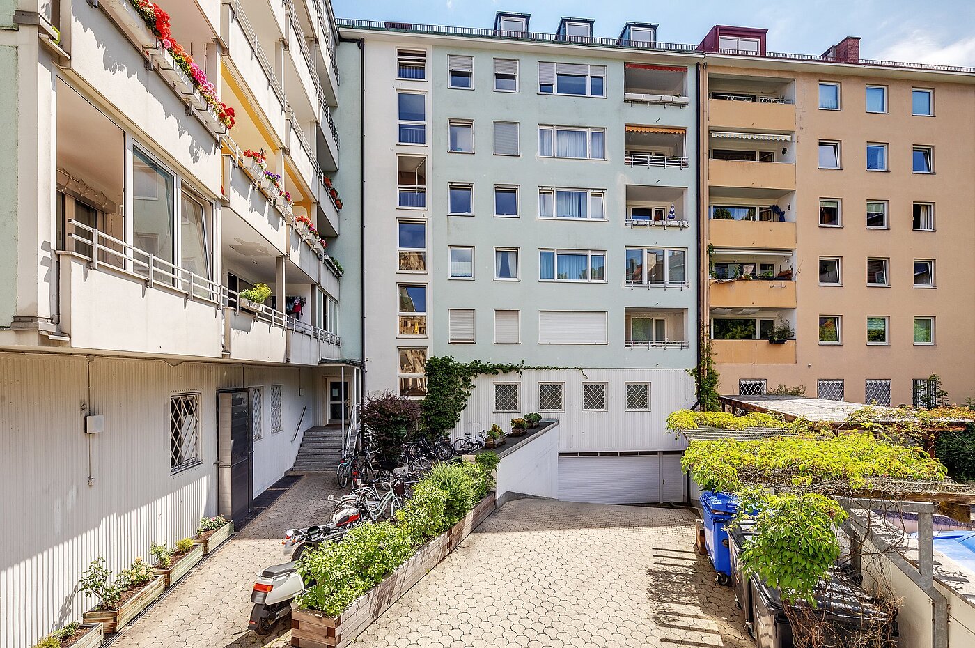 Appartement avec 3 pièces | München-Schwabing | 2006ML4 | Hofansicht