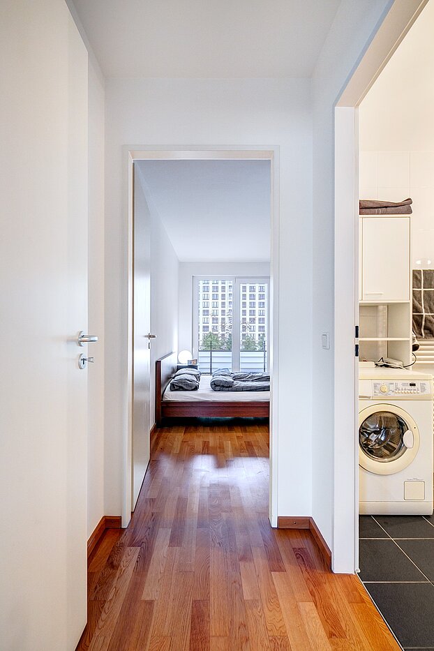 Appartement avec 2.5 pièces | 70020 | Flur Blickrichtung Schlafzimmer und Bad