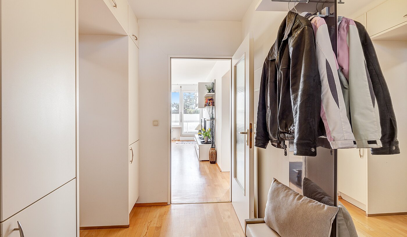 Appartement avec 3 pièces | Unterschleißheim | 70003 | Eingangsbereich mit Einbauten