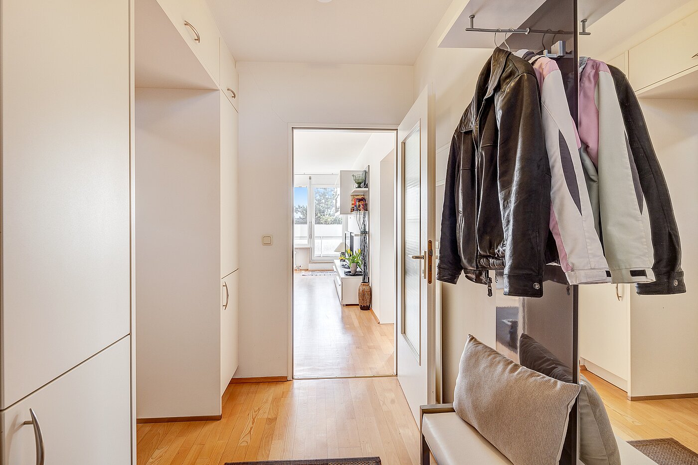 Appartement avec 3 pièces | Unterschleißheim | 70003 | Eingangsbereich mit Einbauten