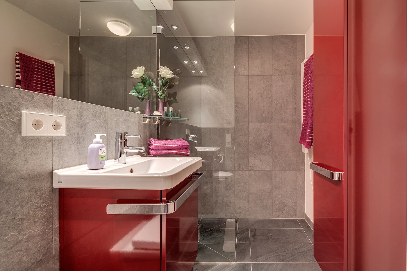 Appartement avec 2 pièces | München-Pasing | 70071 | ...begehbarer Dusche
