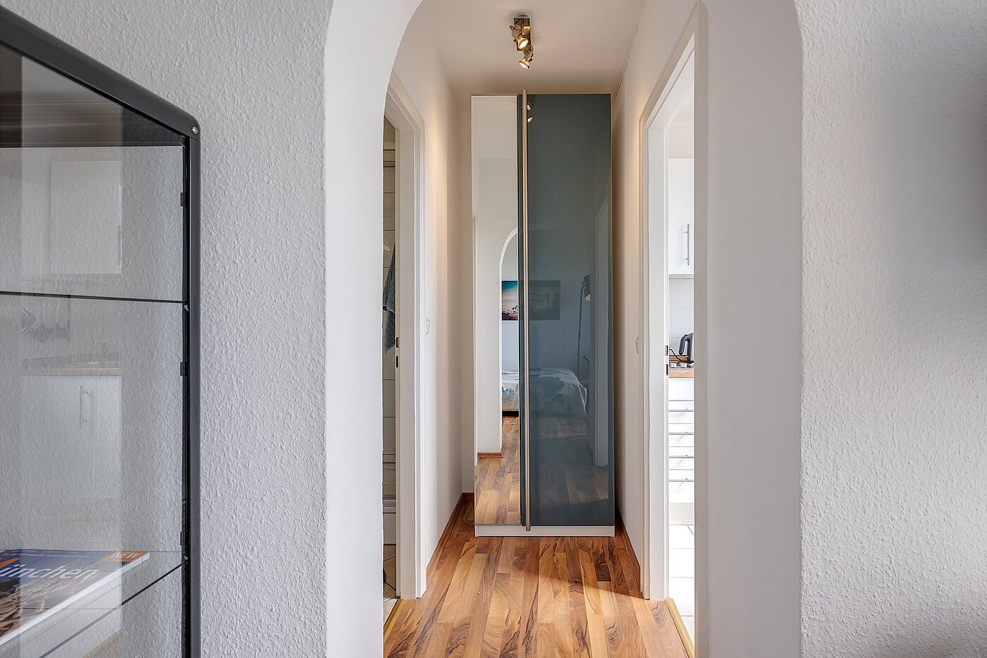 Appartement avec 1 pièce | München-Oberföhring | 2104ML2 | Durchgang zum Bad/Küche