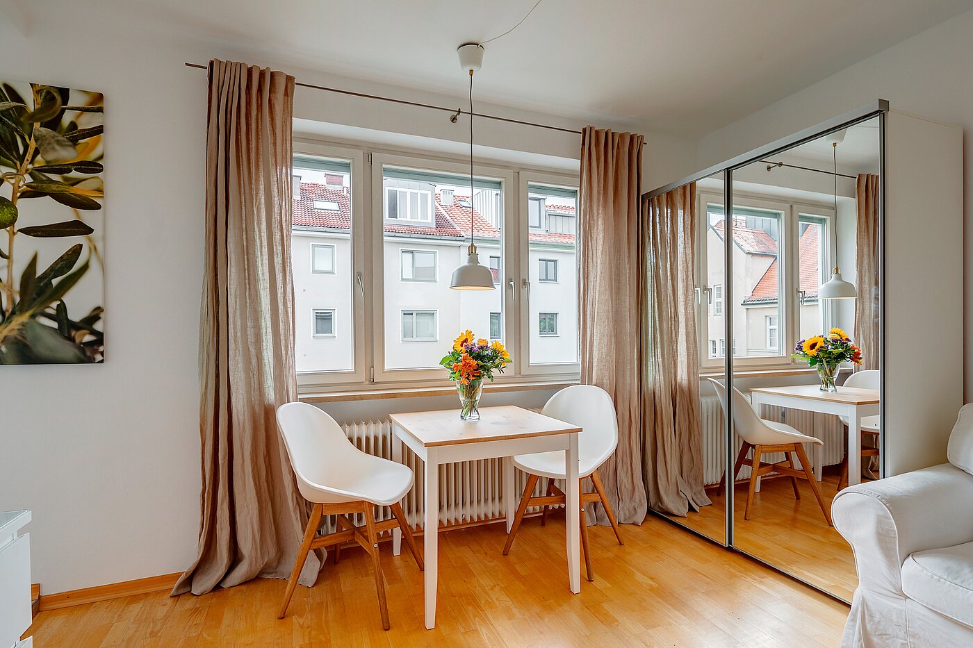 Appartement avec 2 pièces | München-Schwabing | 70130 | ... mit Platz für einen Esstisch