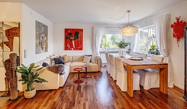 Maison d'angle mitoyenne avec 3 pièces | Kreuth | 70037 | Heller Wohn- und Essbereich...