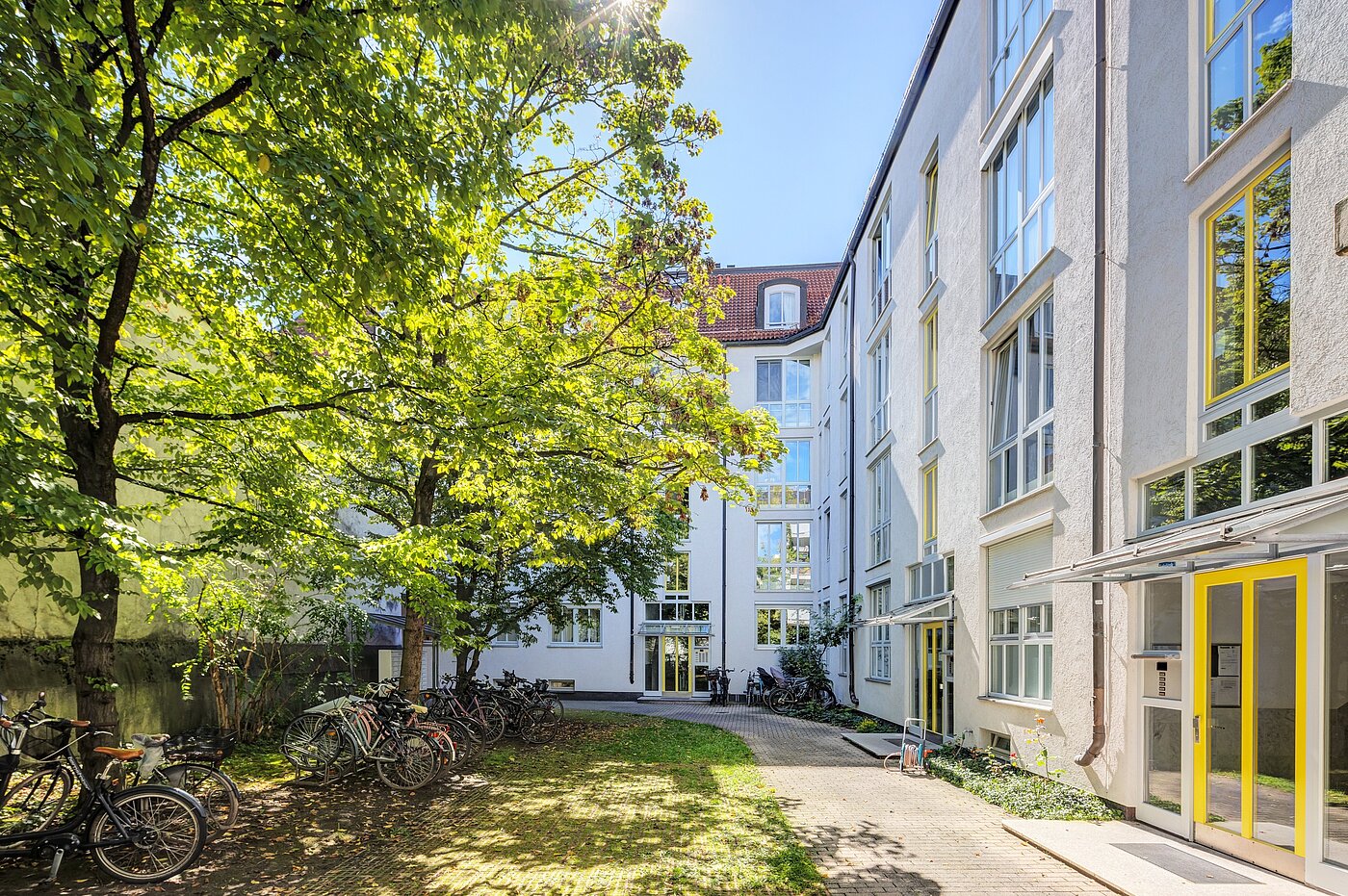 Appartement avec 1 pièce | München-Schwabing | 70249 | Hauseingang