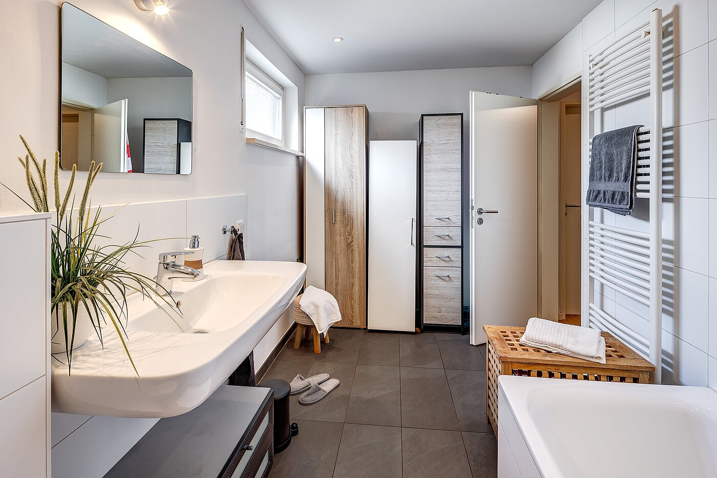 Maison d'angle mitoyenne avec 6 pièces | Germering | 70033 | ...und Fenster