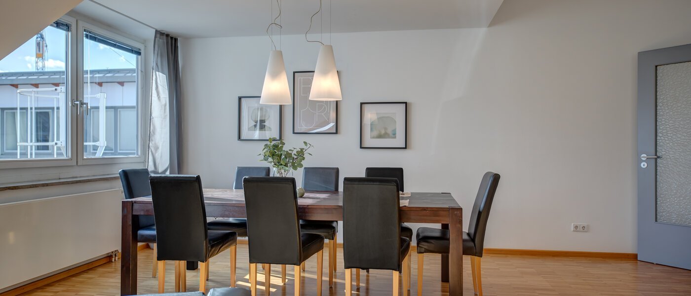 appartement avec terrasse sur le toit München Maxvorstadt - Museumsviertel 01 salle à manger 1