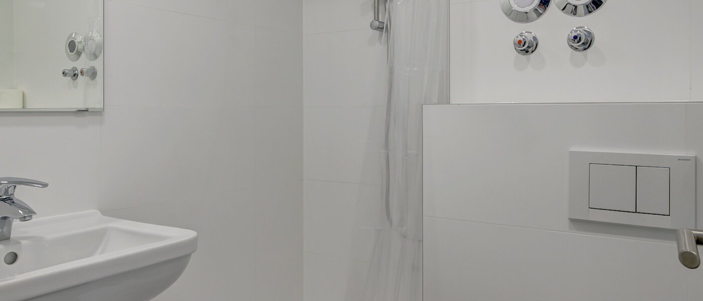 studio München Schwabing-Nord (zw. Leopoldstraße & Englischen Garten) 03 salle de bain 10010