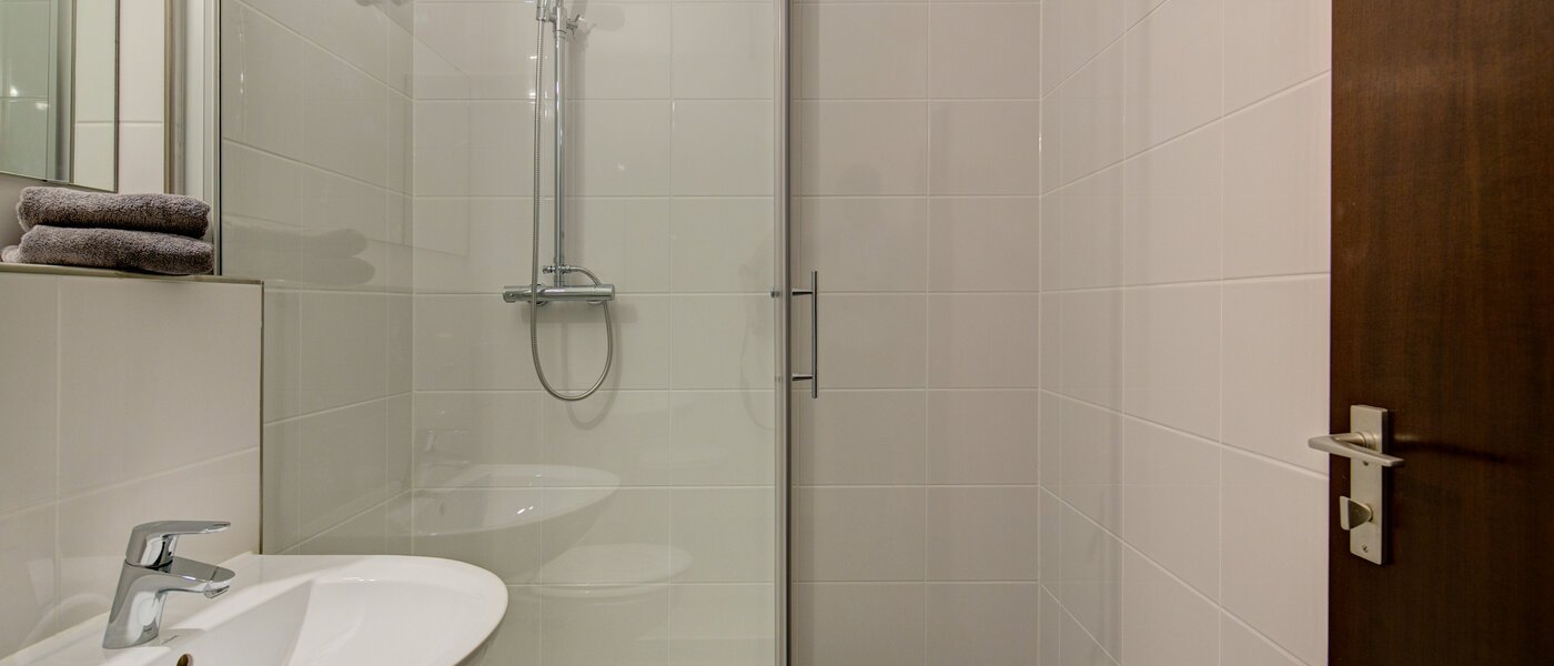 appartement München Haidhausen 01 salle de bain 10075