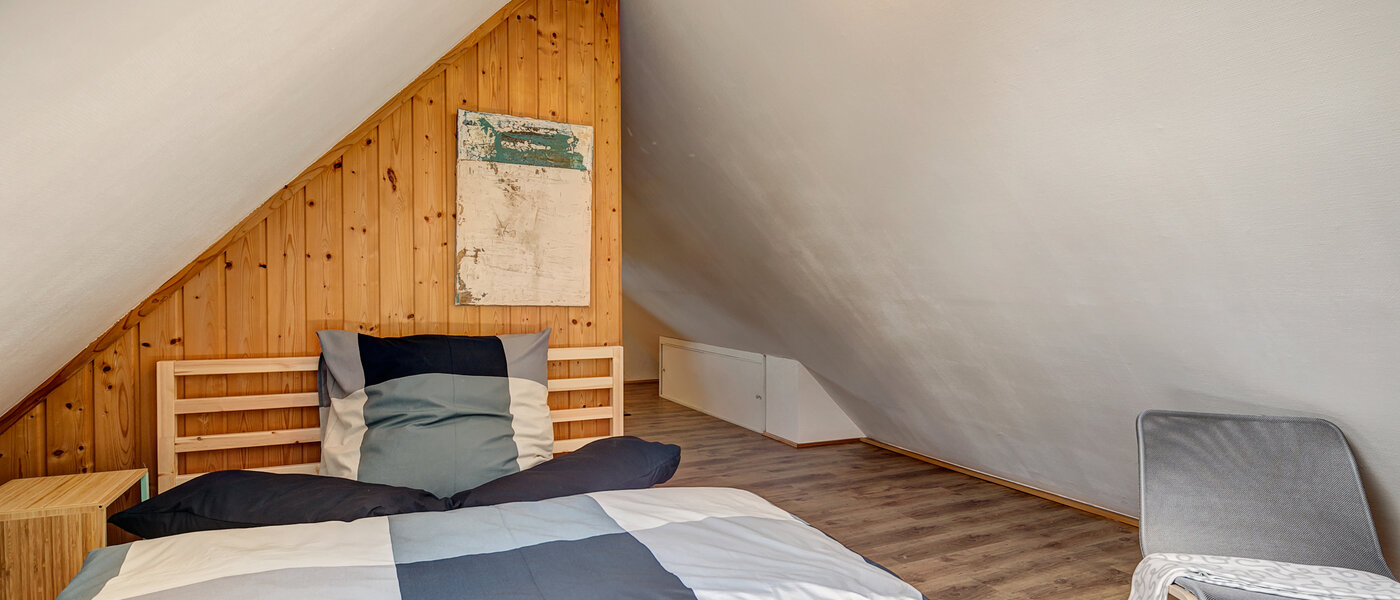 appartement sous les toits München Obermenzing 02 2ème ch. à coucher 10079