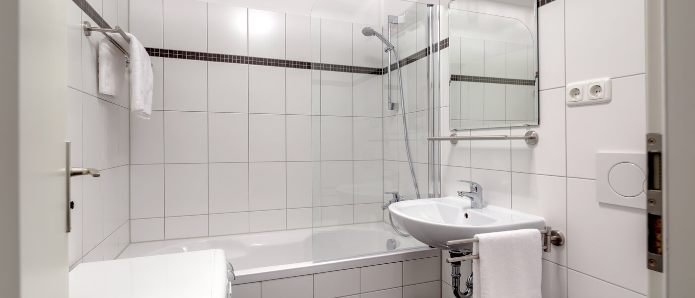 appartement München Obersendling 01 salle de bain 10120