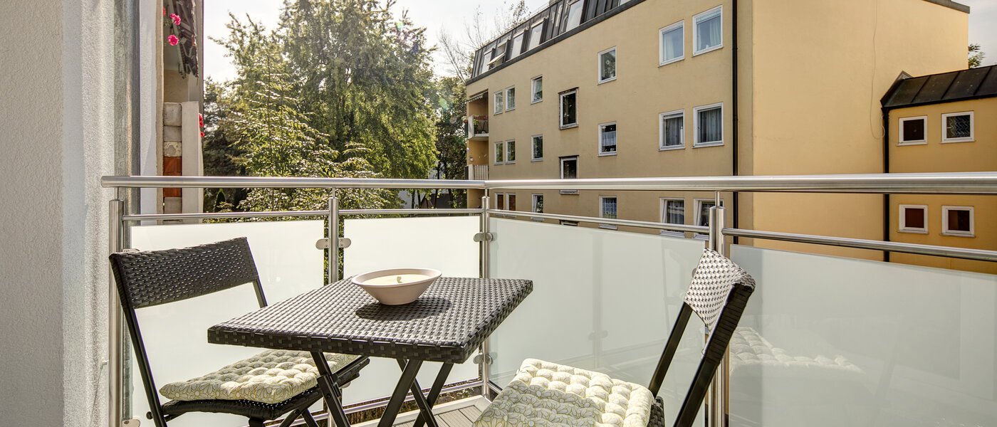 studio München Moosach 01 balcon 10242