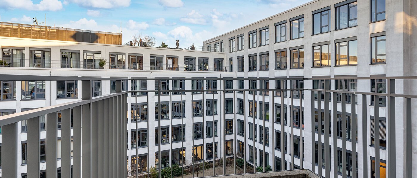 appartement München Maxvorstadt - Westen 02 balcon 10358