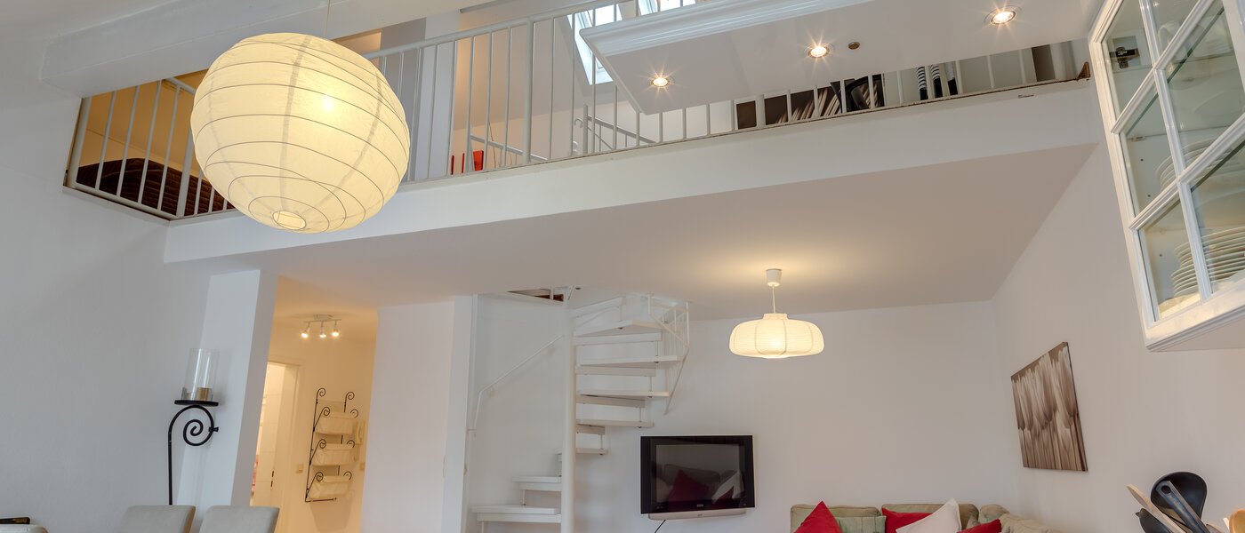 appartement avec mezzanine München Fasangarten 04 salon 10367