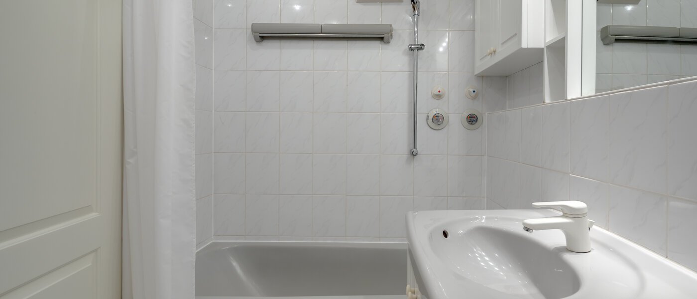 appartement avec mezzanine München Fasangarten 02 salle de bain 10367