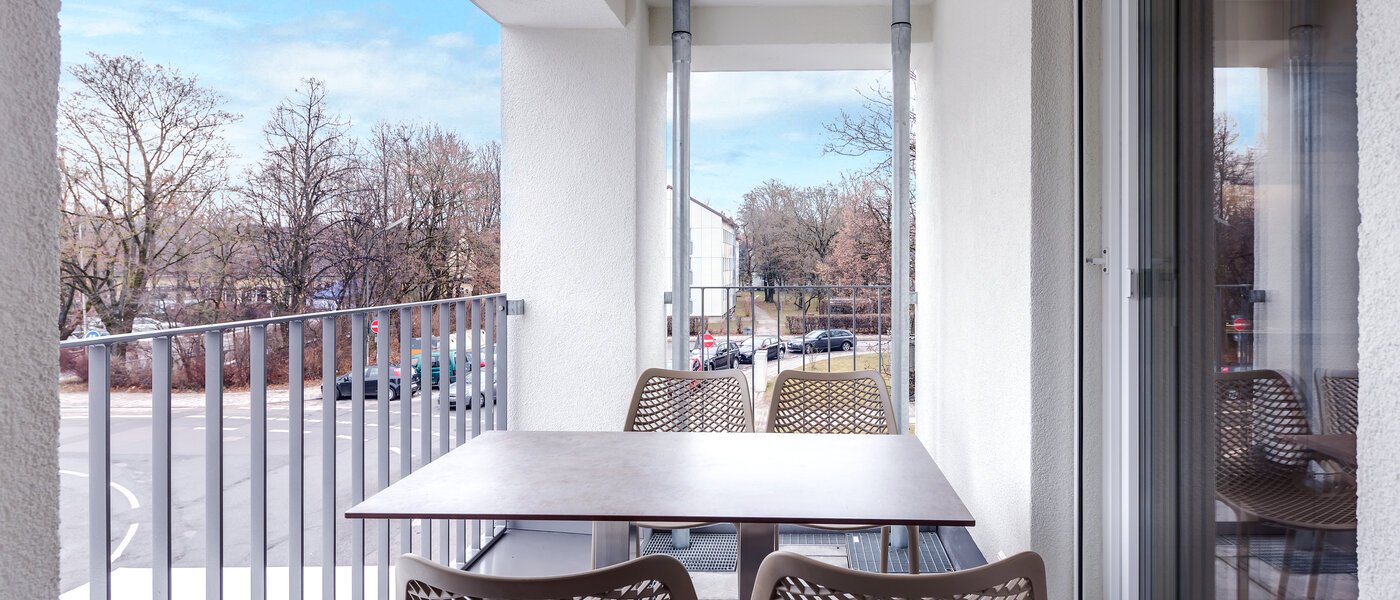 appartement München Am Hart 01 balcon 10406