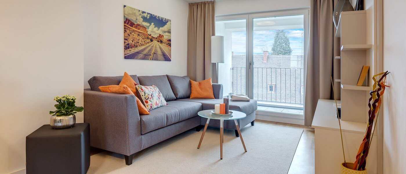 appartement München Am Hart 01 salon 10423