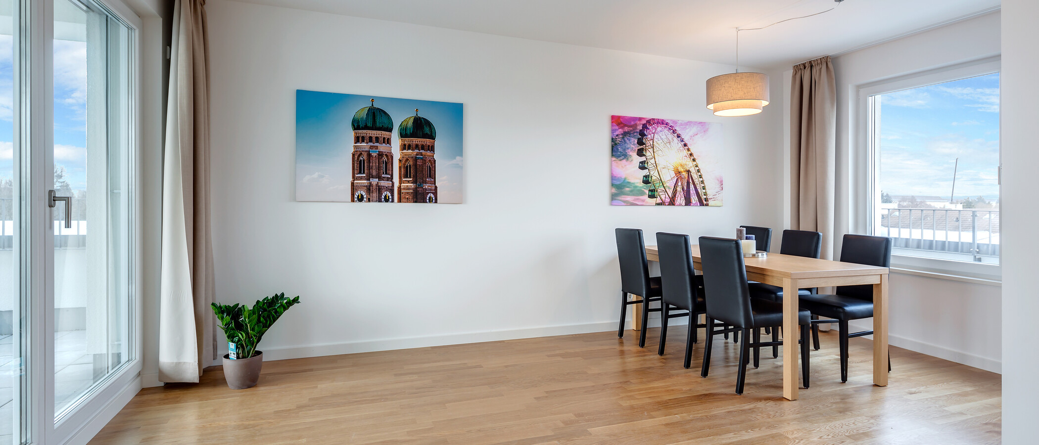 appartement sous les toits München Am Hart 02 salle à manger 10425
