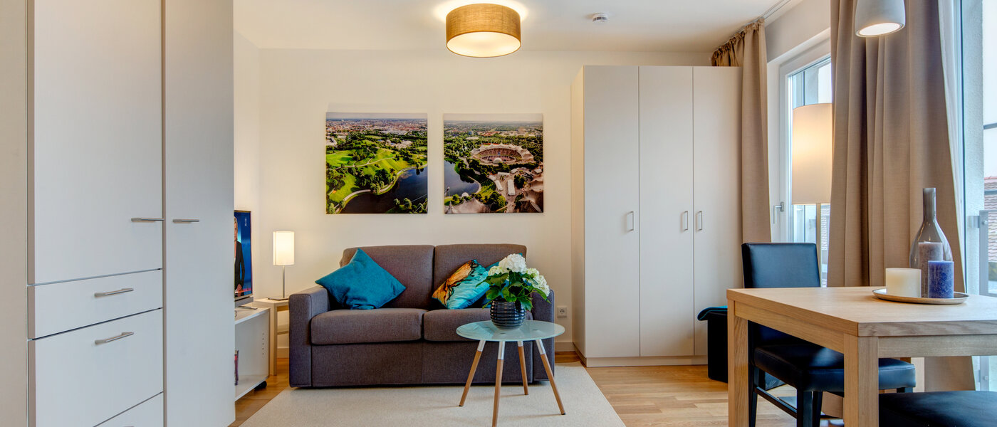 appartement München Am Hart 01 salon 10426