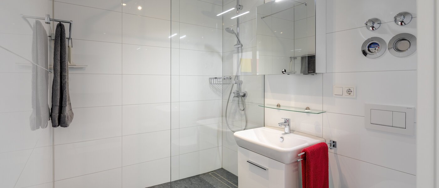 appartement München Schwabing-Nord (zw. Leopoldstraße & Englischen Garten) 01 salle de bain 10547