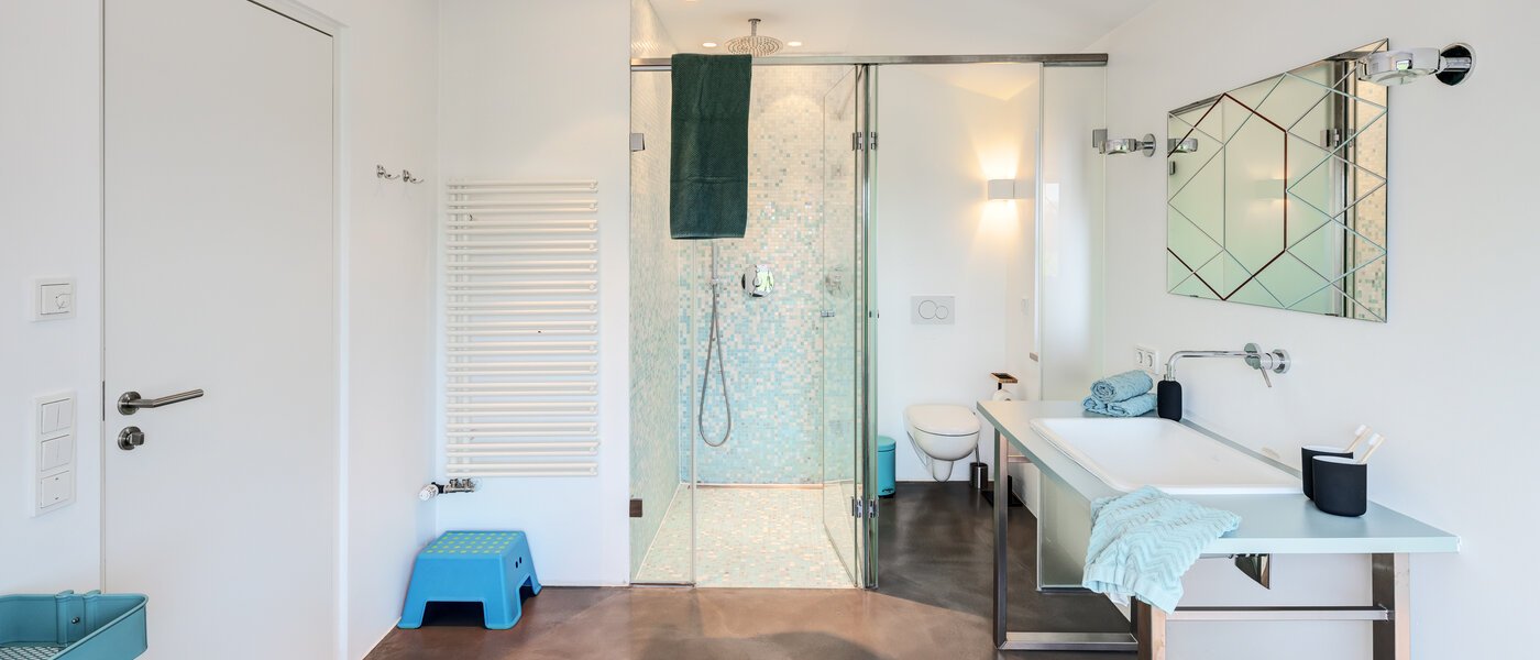 maison individuelle Olching 04 1ère salle de bain 10562