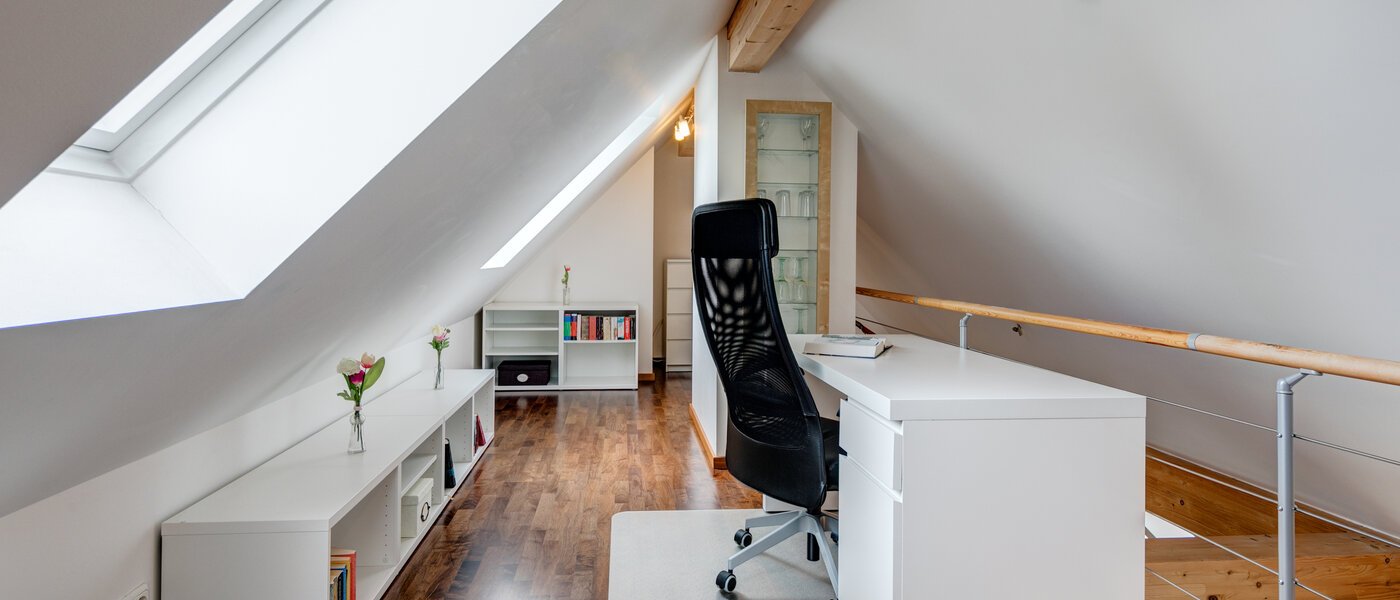appartement sous les toits München Obersendling 01 bureau 10566