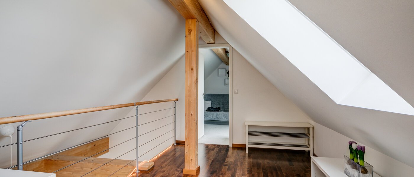 appartement sous les toits München Obersendling 02 bureau 10566