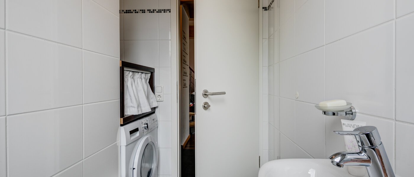 appartement sous les toits München Obersendling 02 deux toilettes 10566