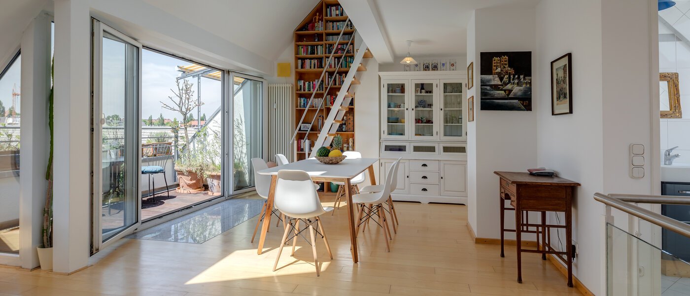 appartement style maisonnette München Sendling 05 salon 10582