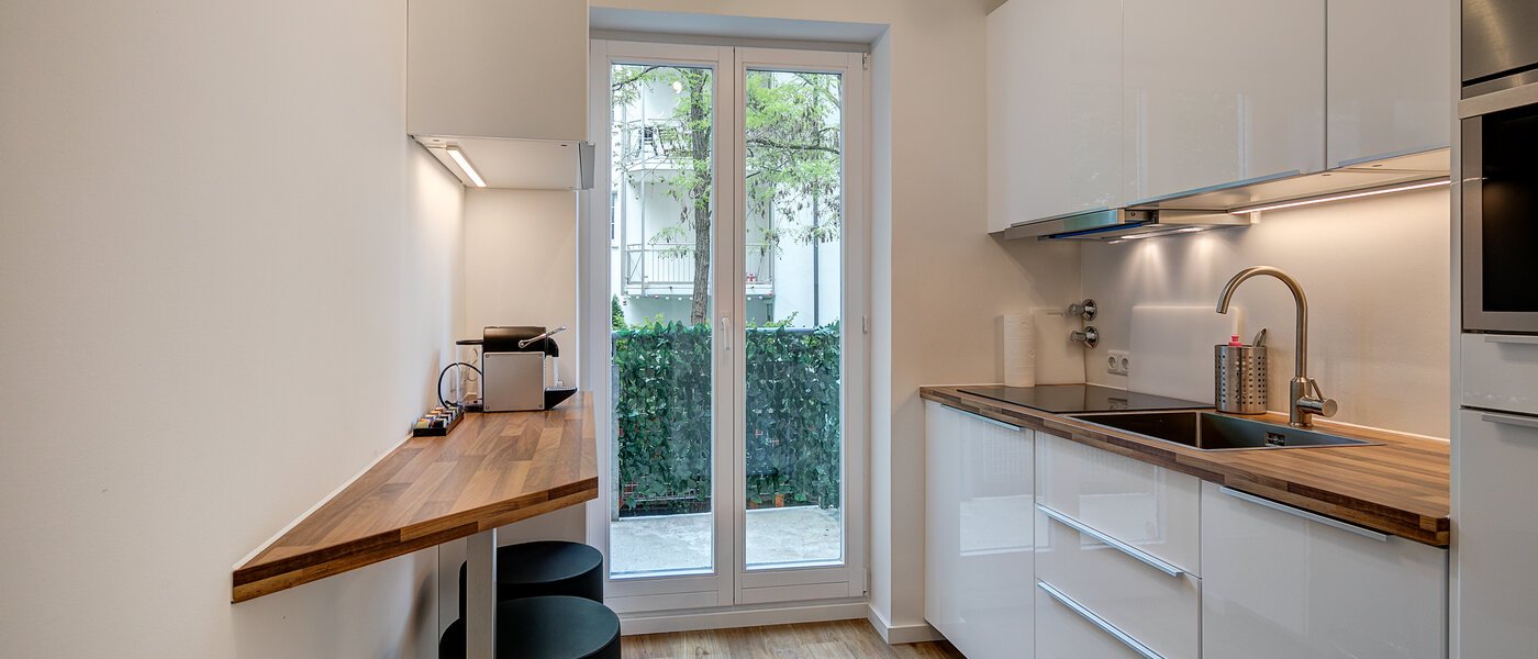 appartement München Westend 01 cuisine 10583