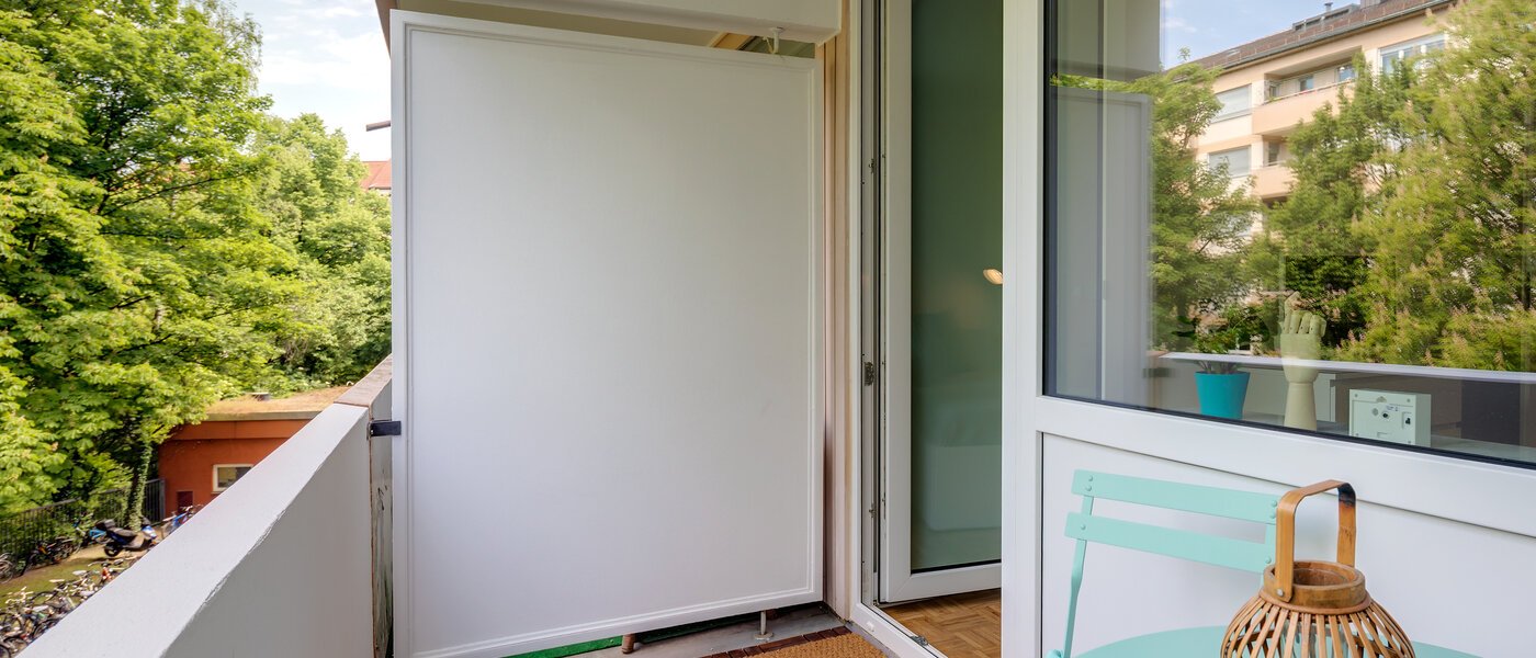 studio München Neuhausen 02 balcon 10591