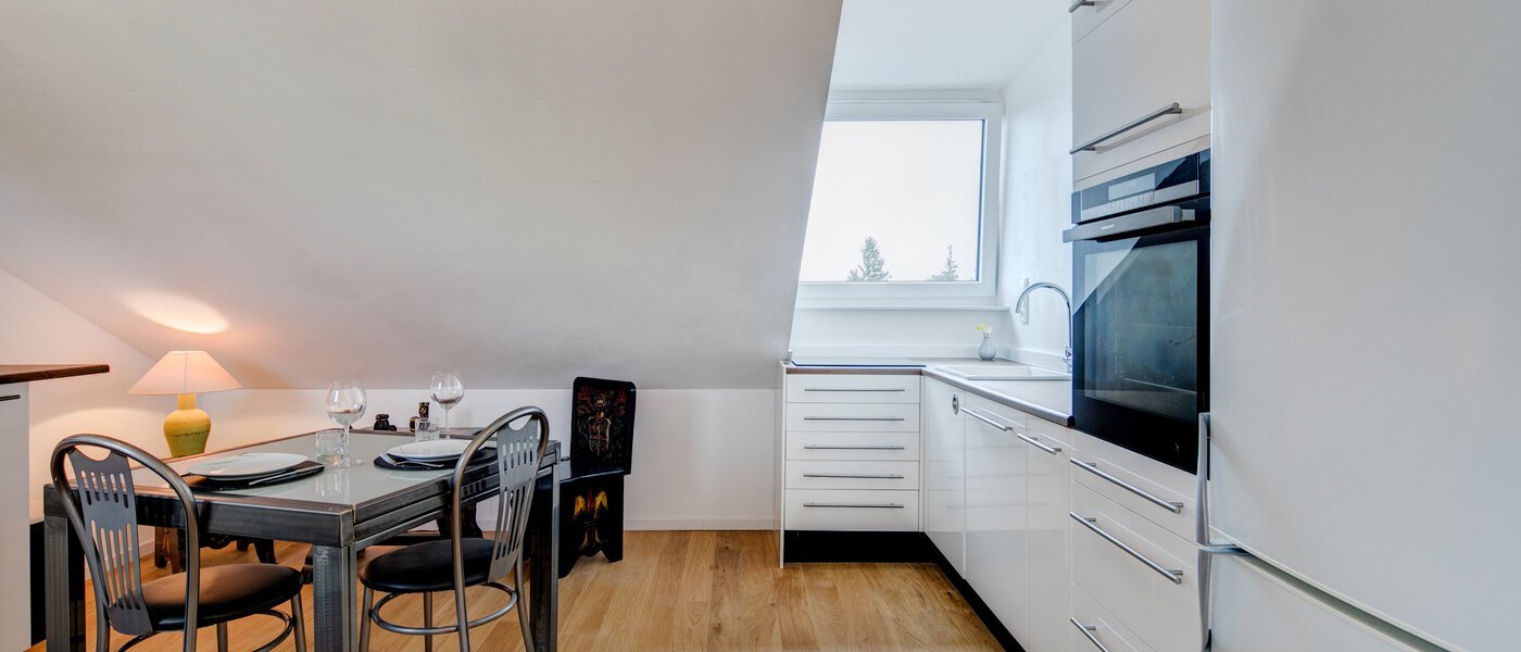 appartement München Am Hart 01 cuisine 10610