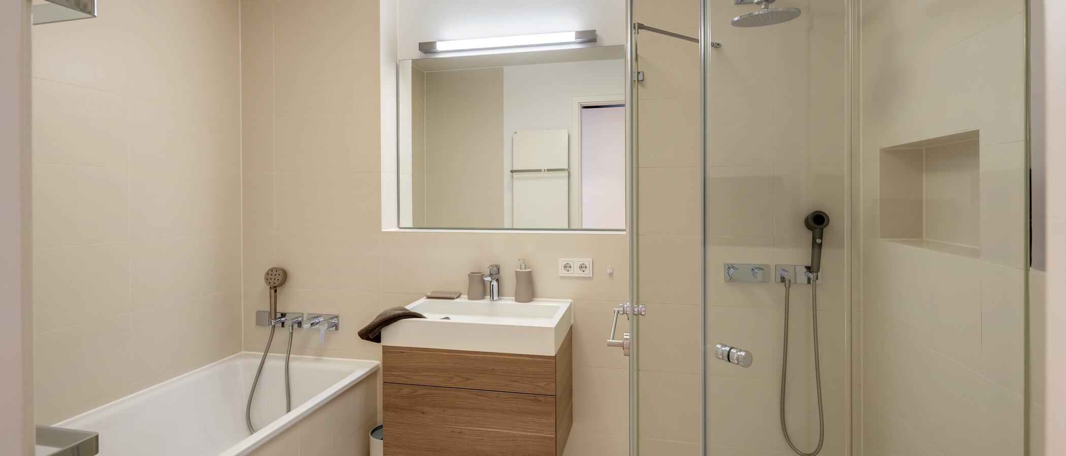 appartement München Nymphenburg 01 1ère salle de bain 10628