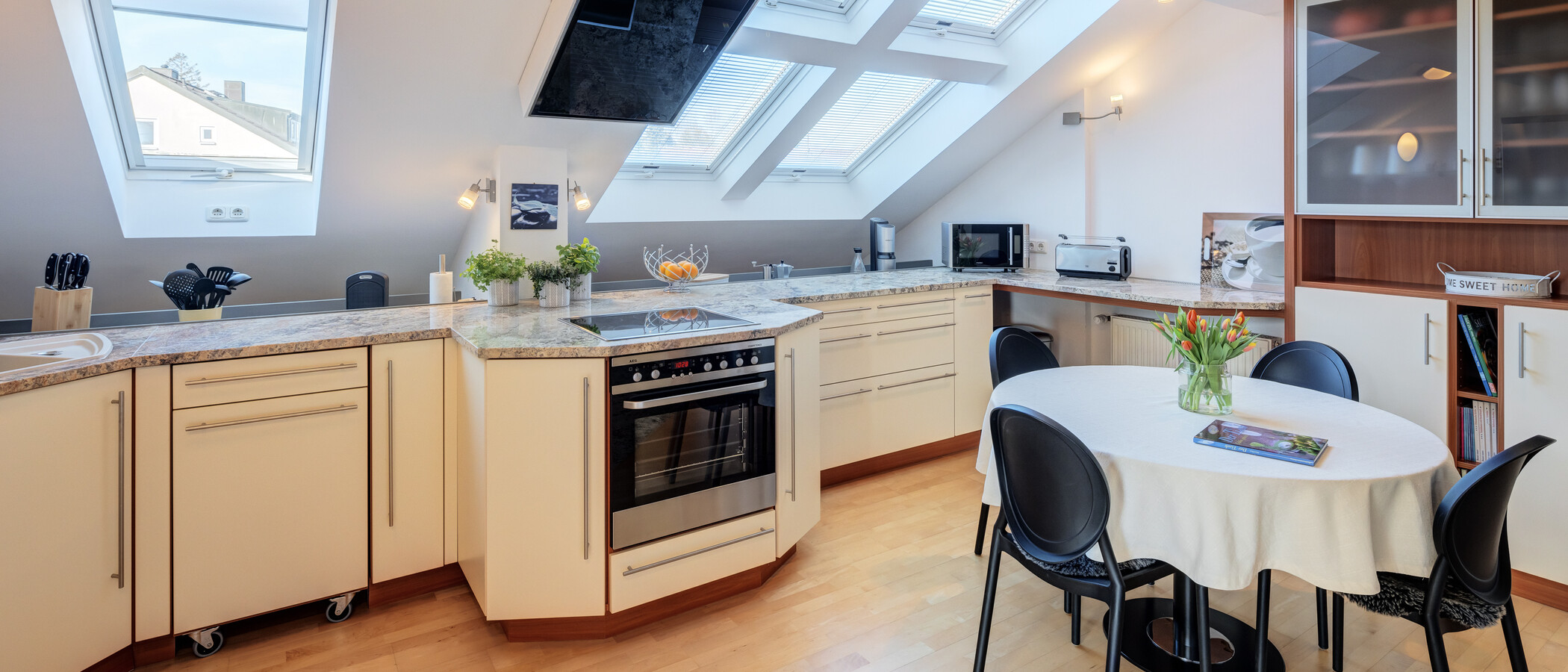 appartement sous les toits Gräfelfing 02 cuisine 10636