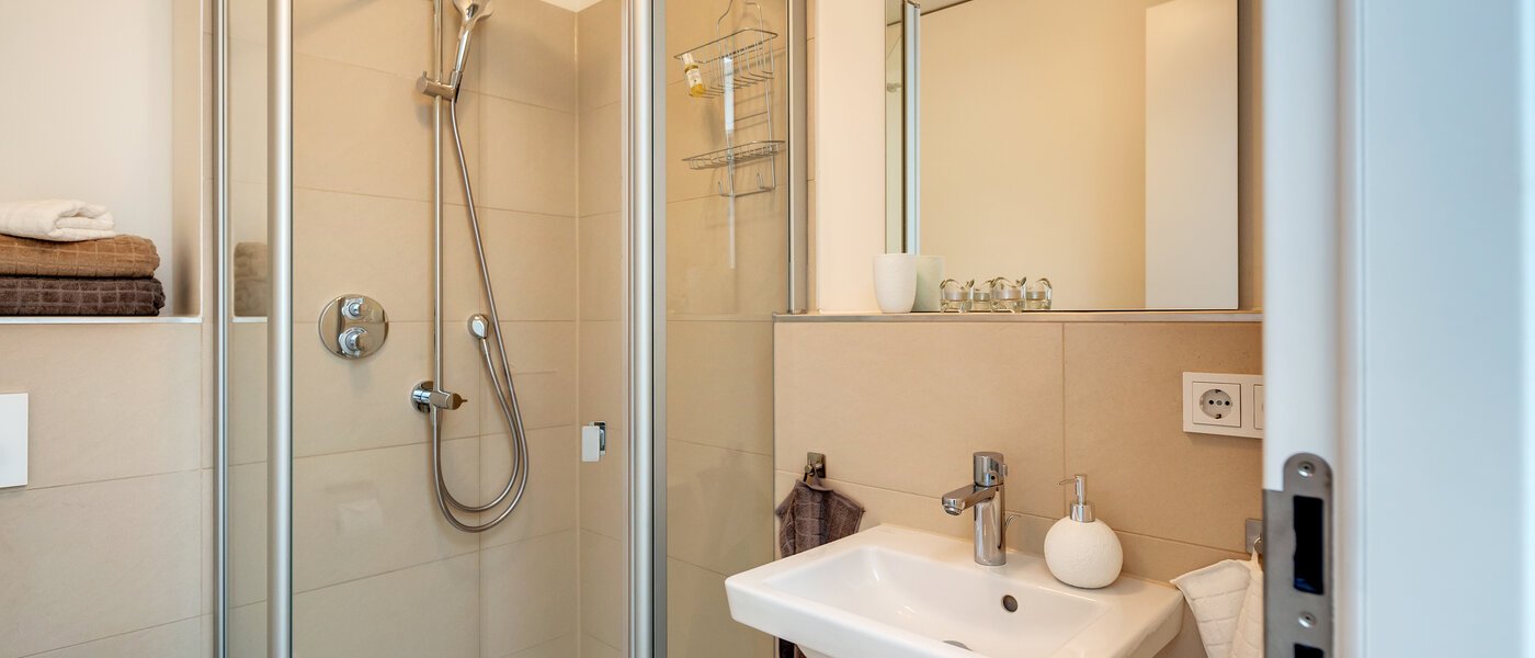 maison München Schwabing 01 2ème s. de bain 10644