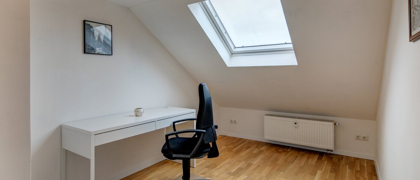 appartement sous les toits Eching 03 entrée/couloir 10655