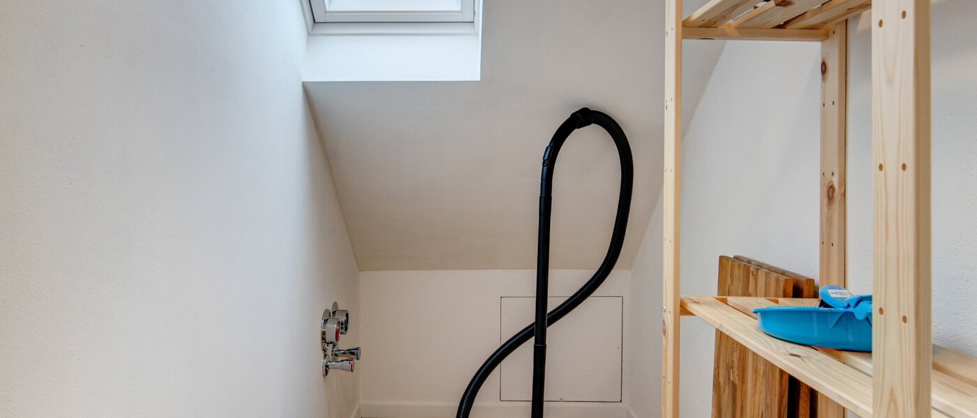 appartement sous les toits Eching 01 débarras 10655