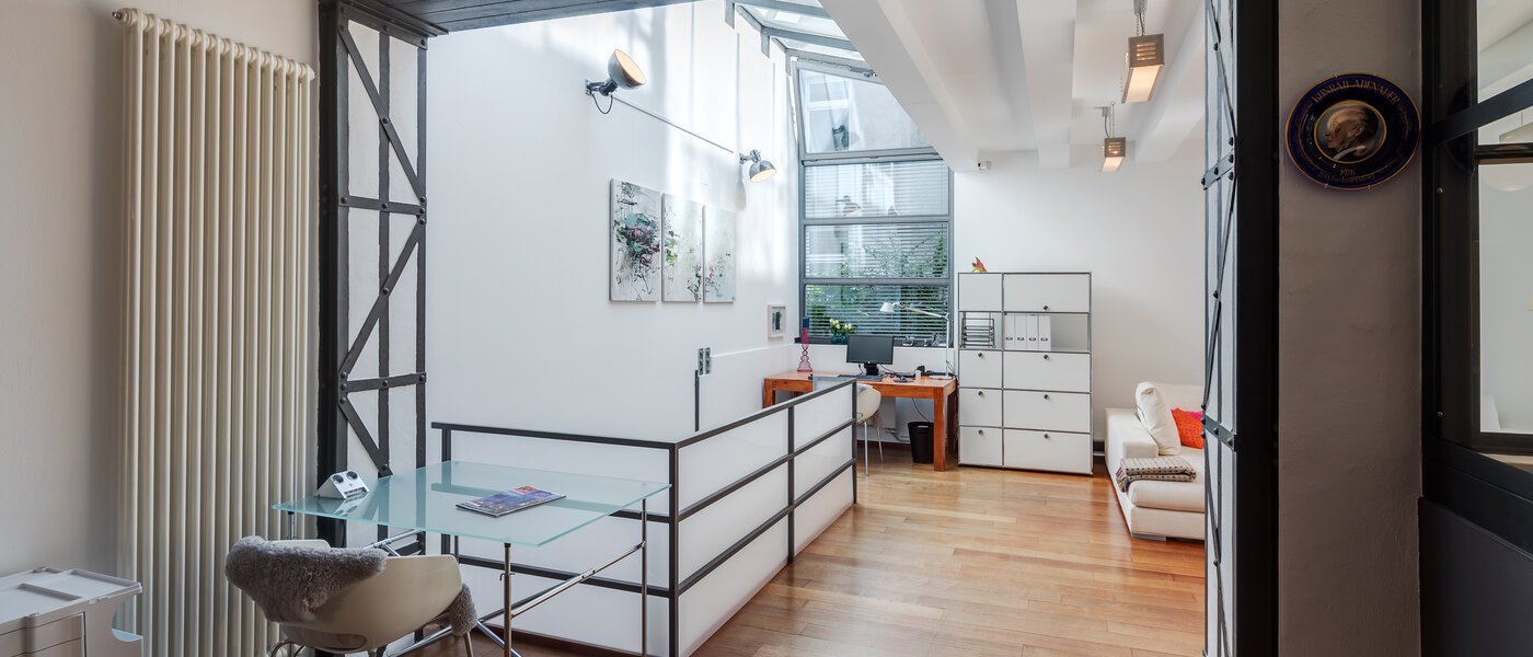 appartement style maisonnette München Isarvorstadt 05 salon 10712