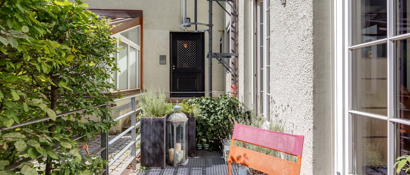 appartement style maisonnette München Isarvorstadt 03 balcon 10712