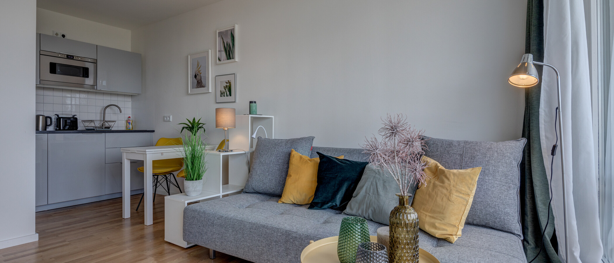 studio München Schwabing-Nord (zw. Leopoldstraße & Englischen Garten) 03 salon 10753