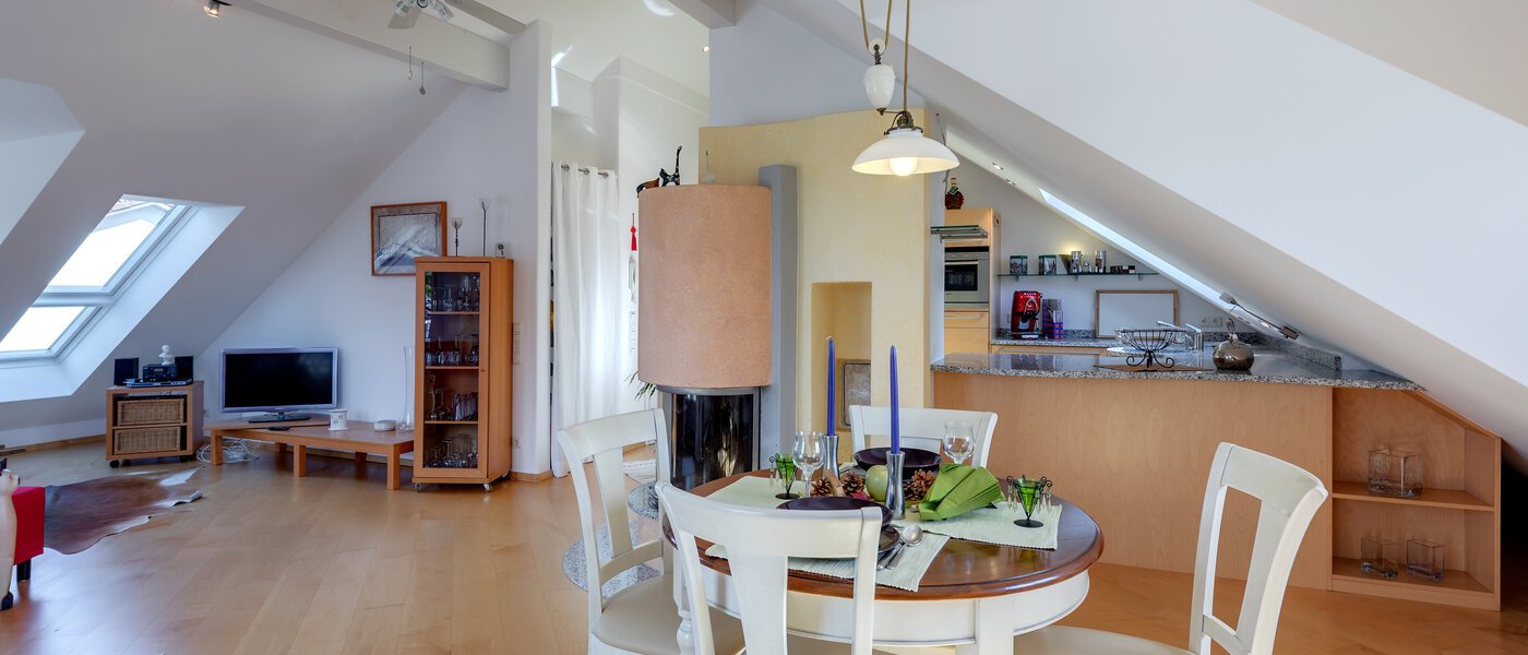 appartement sous les toits Neubiberg 03 salon 10767