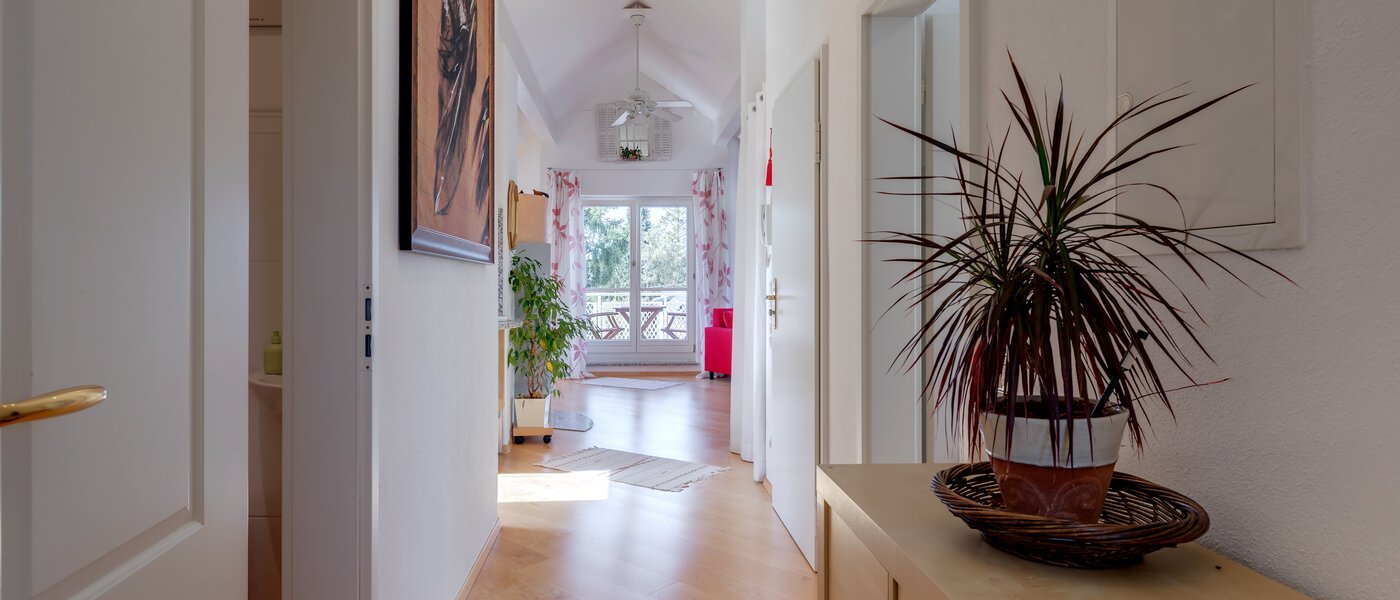 appartement sous les toits Neubiberg 01 entrée/couloir 10767